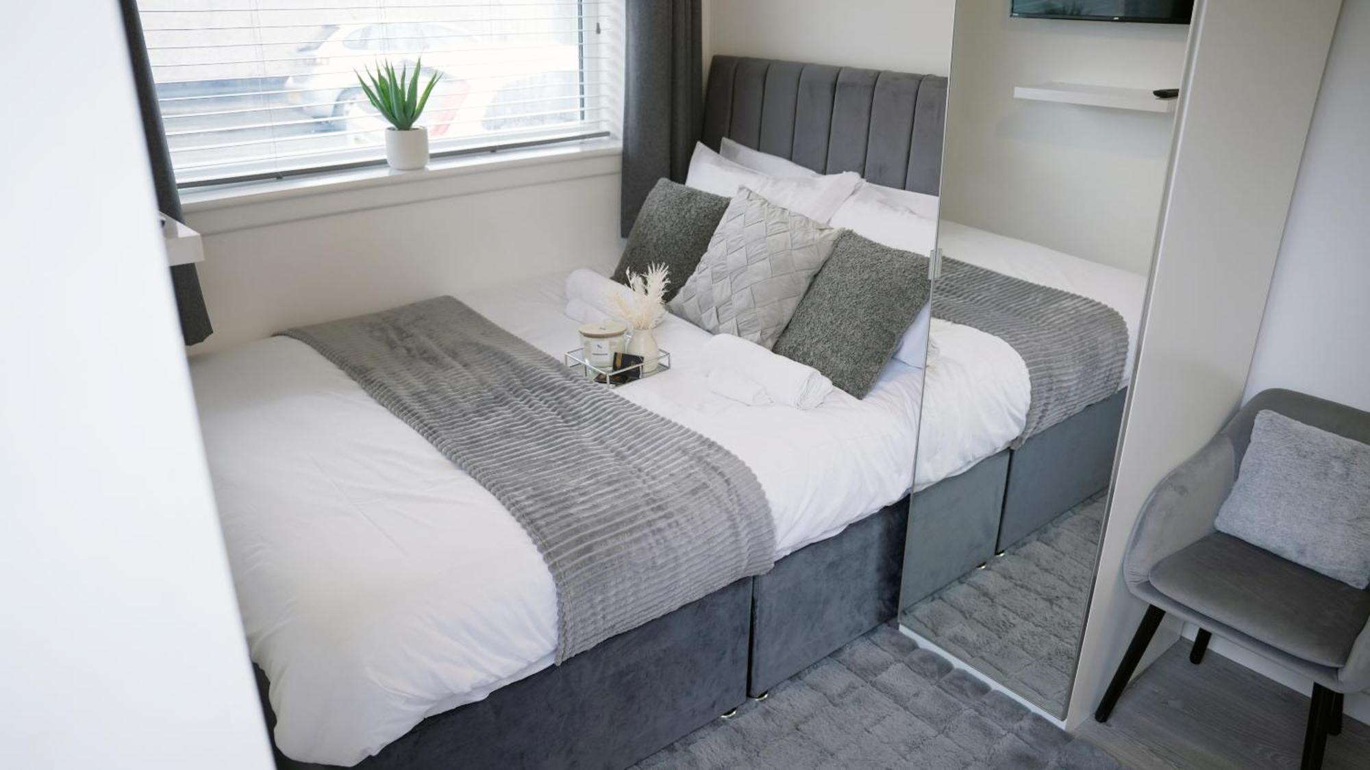 City Centre House, Parking With Ev, Free Wifi, Netflix Coventry Phòng bức ảnh