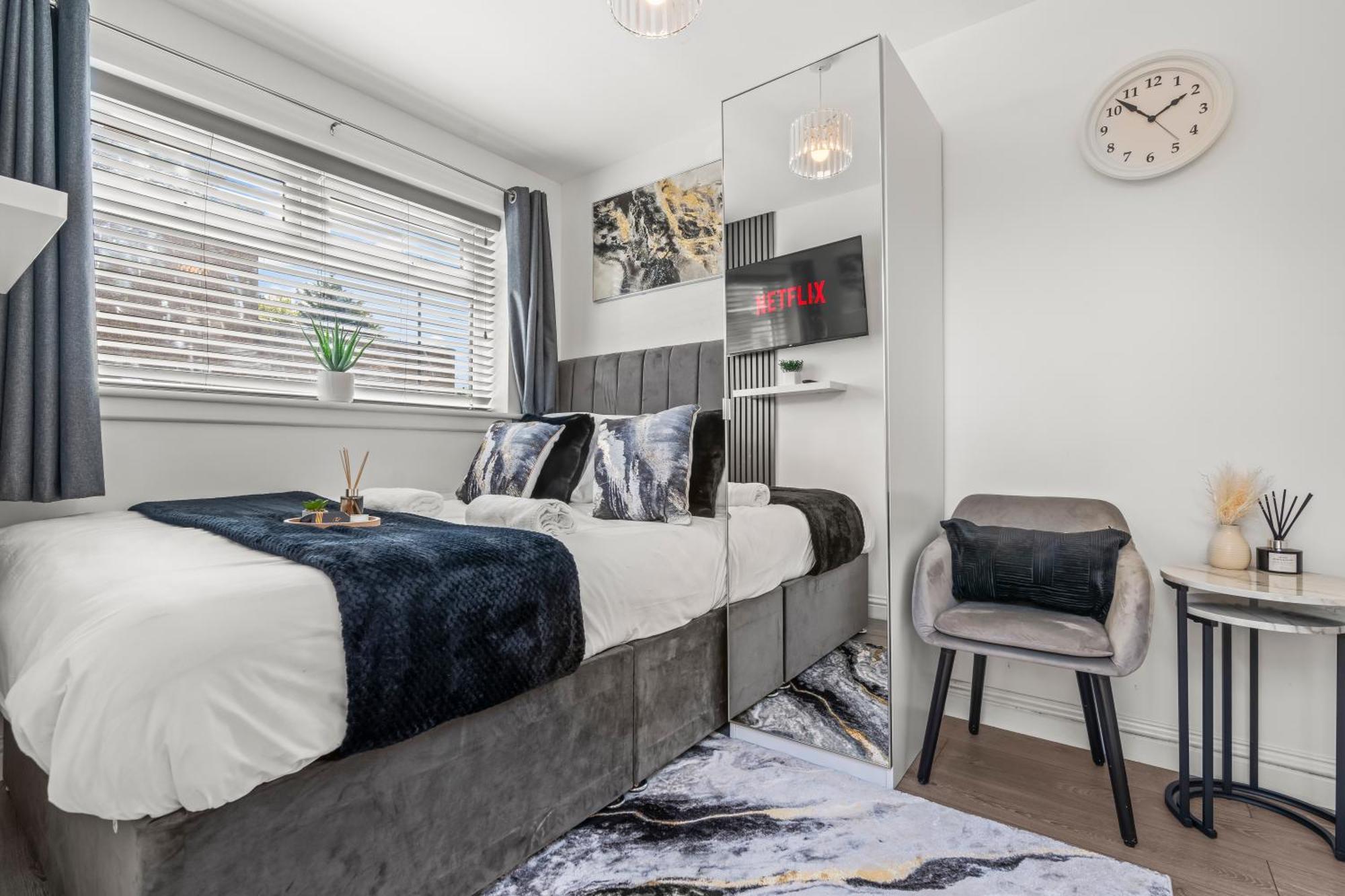 City Centre House, Parking With Ev, Free Wifi, Netflix Coventry Ngoại thất bức ảnh