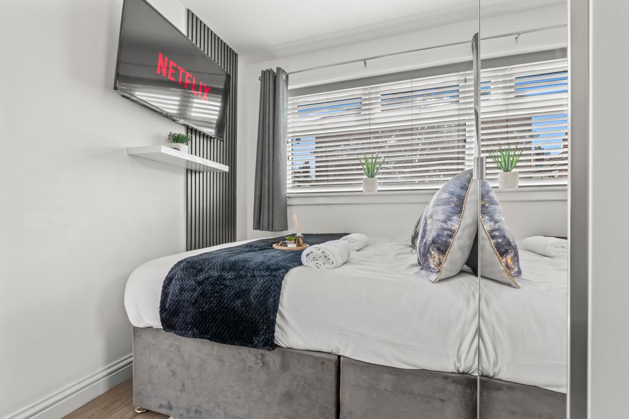 City Centre House, Parking With Ev, Free Wifi, Netflix Coventry Ngoại thất bức ảnh