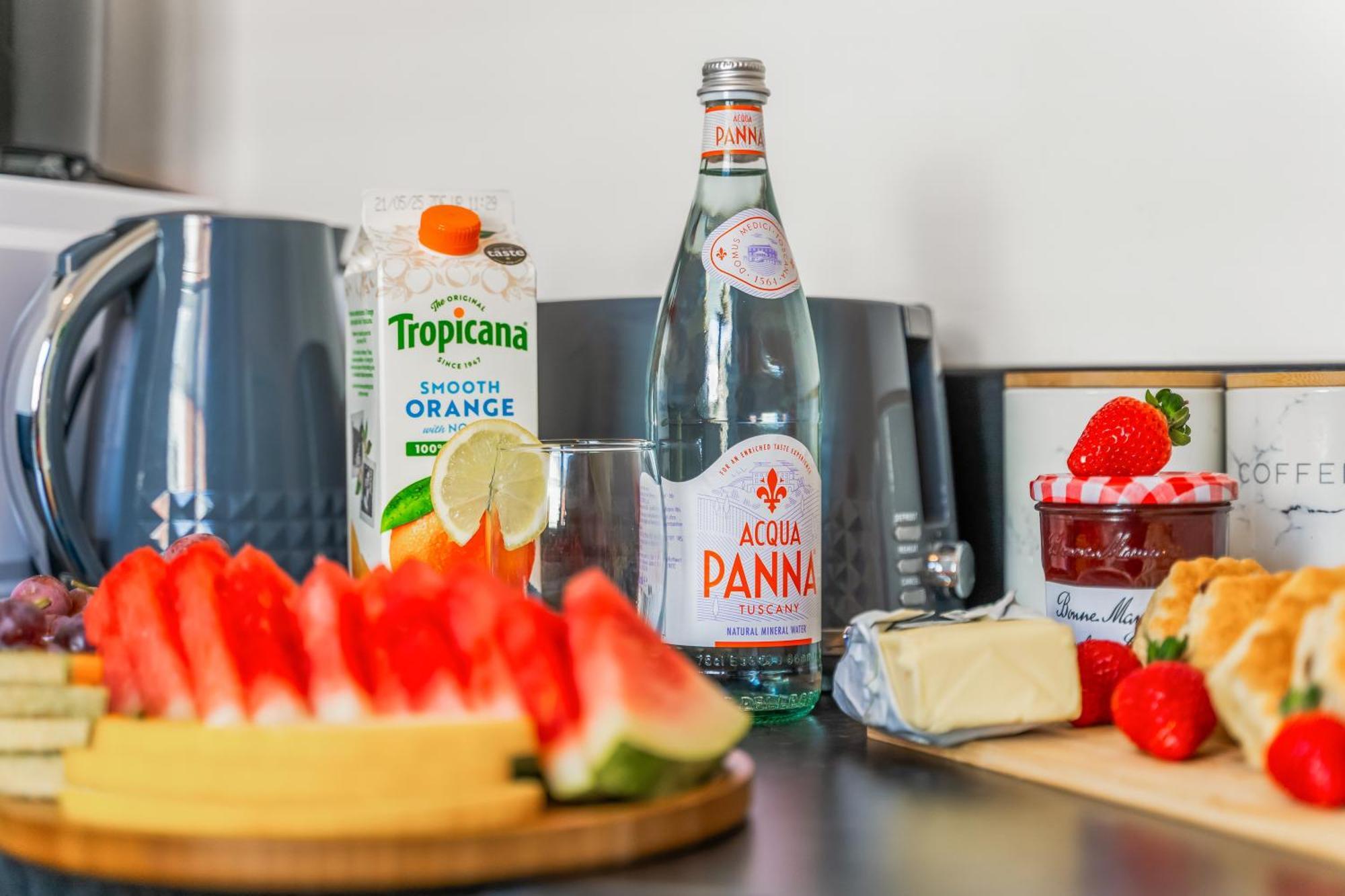 City Centre House, Parking With Ev, Free Wifi, Netflix Coventry Ngoại thất bức ảnh